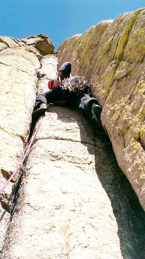 CD leading up the leaning colum route