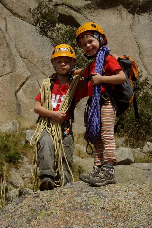 Jon and Unai ready to climb 'EL YELMO'