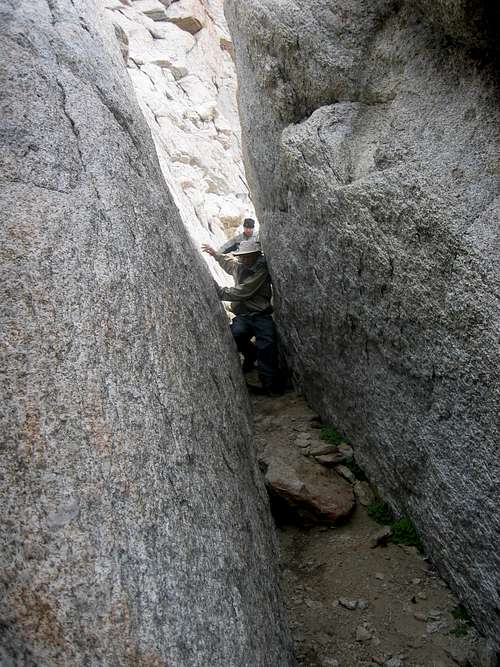 The better way to traverse between the chockstone chute and the second chute.