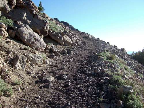 Lassen Peak Trail (Southeast Ridge)