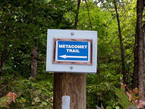 Metacomet Trail Sign