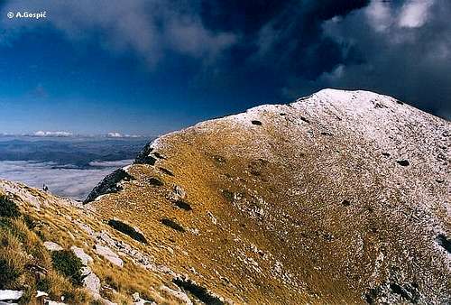 NW summit ridge of Babin Vrh