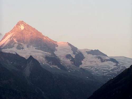 Sunset on the Dent Blanche...