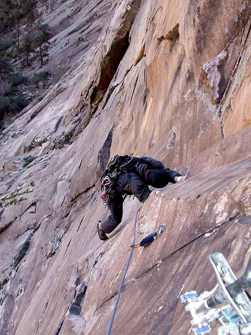 Keith Cleaning the 5.11dP1 Rainbow Country variation