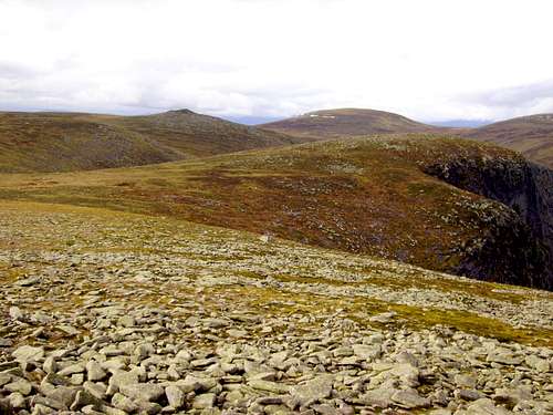 Cairn Bannoch and Carn an t-Sagairt Mor from Broad Cairn