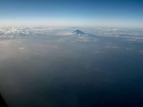 Fuji seen from air, 10/06/2007