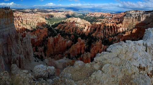The Amphitheater & Bryce Point