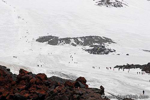 The crowds on Elbrus. August