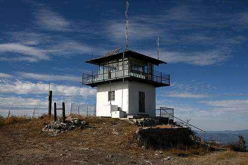 Eagle Peak lookout tower