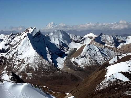 Dhaulagiri and unclimbed summits