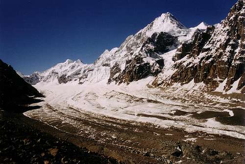 Peaks above the Gul Khwaja Uween Glacier