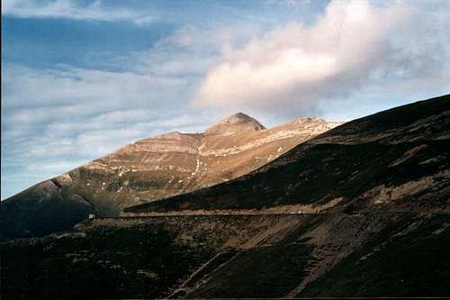 Northeast ridge- Col d'Erroymendi