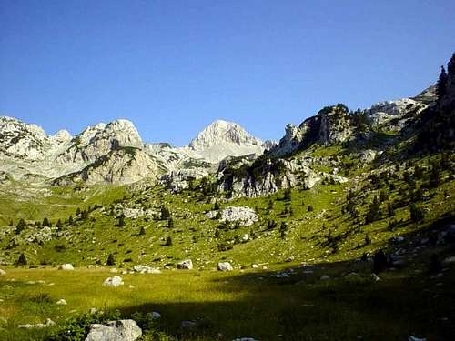 Lupoglav 2102m, view from...