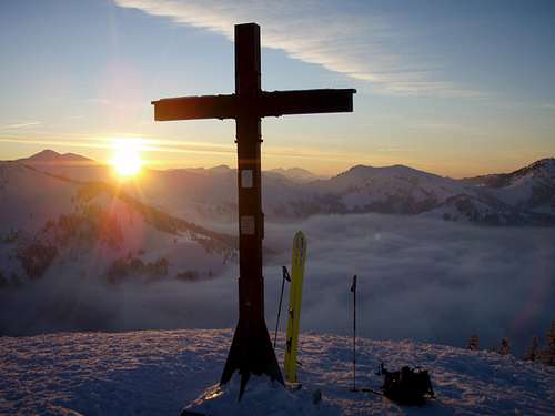 Rangiswangerhorn (1615m) summit sundown