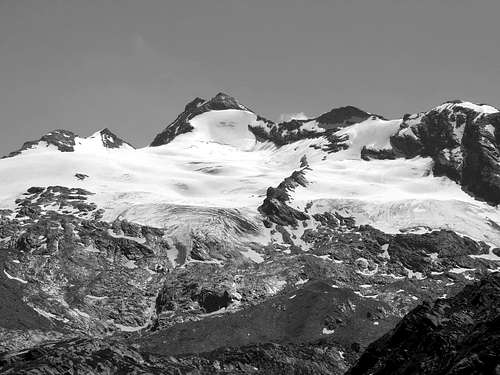 Doravidi and Glacier Chateau Blanc