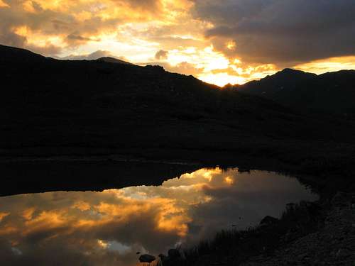 Sunrise on unnamed alpine lake