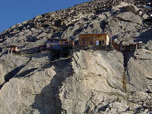 Oberaarjoch hut 3256m