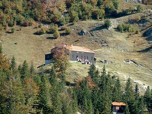 Mountain hut Stanari,...