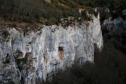 Bouilland cliff