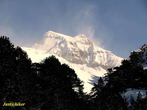 Lupoglav peak (2.102m)
