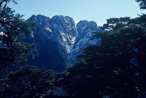The South Yun Shan (3383m),