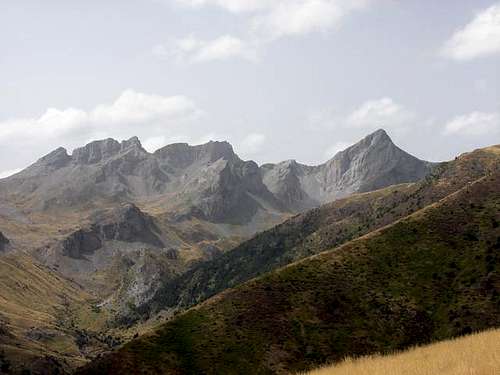 Peaks of Gamueta