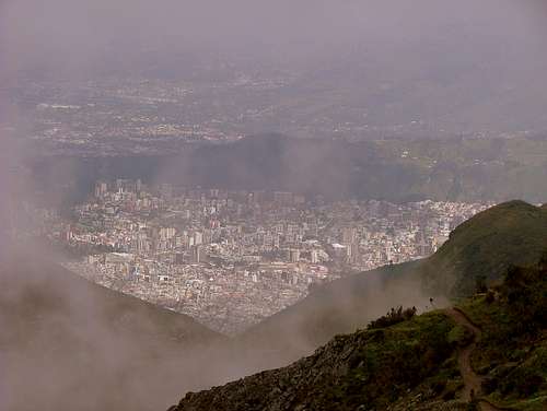 Quito as seen from Rucu Pichincha.