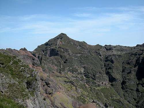 Pico Ruivo (1862m), May 2003