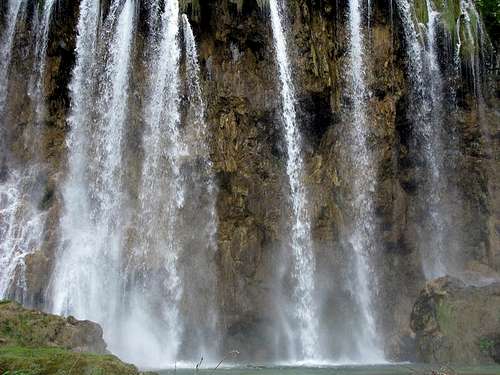 Veliki Prstavci waterfalls.