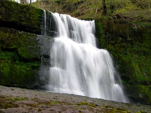 Upper Clun-Gwyn waterfall