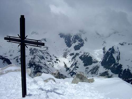 Summit cross of Slavkovský štít