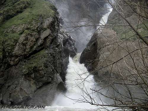 Shalmash Waterfall