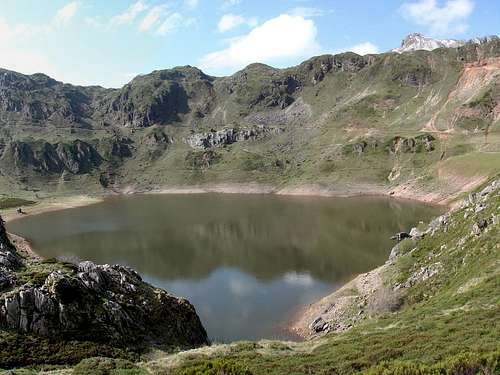 Lake of La Cueva