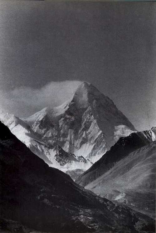 A majestic view of K2 in a...