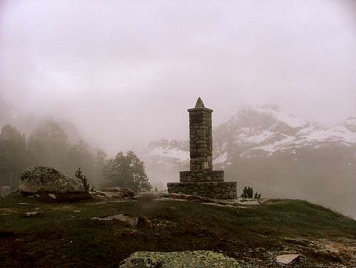 La Renclusa Monument. Pirinees.