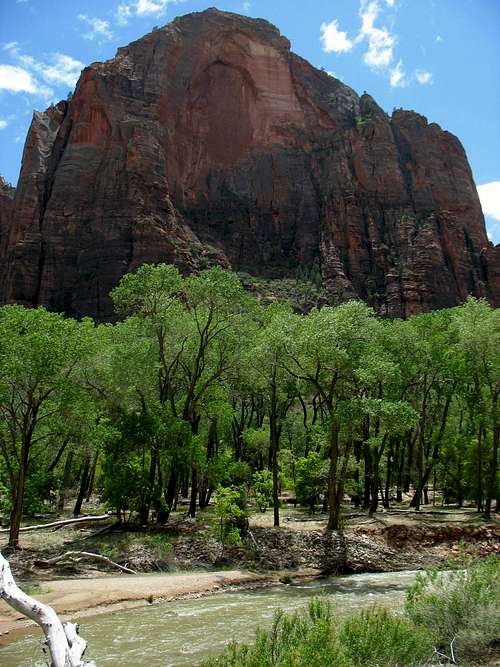 Red Arch Mountain
