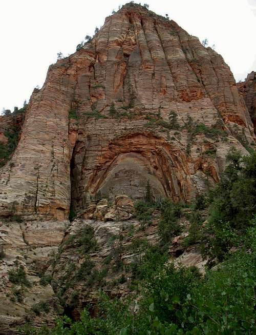 Arch near Canyon Overlook Trail