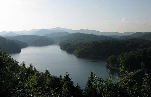 Lokvarsko Lake