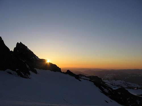 SunRise Near Little Tahoma Peak