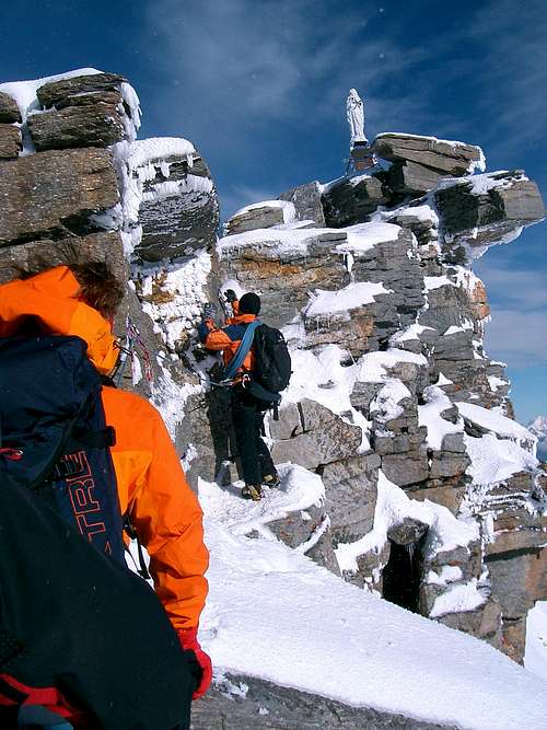 Summit of Gran Paradiso 4061m