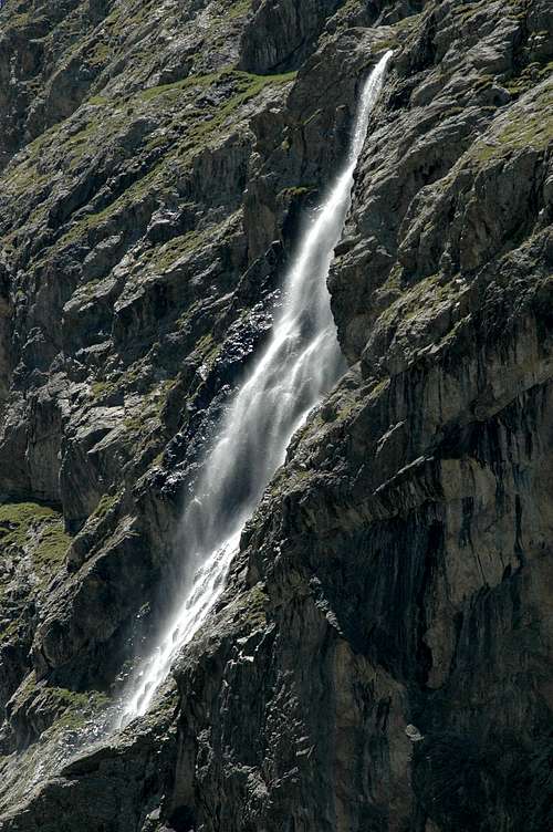 Boucharet waterfall