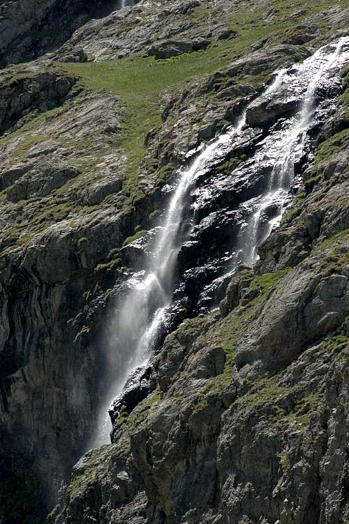 Boucharet waterfall