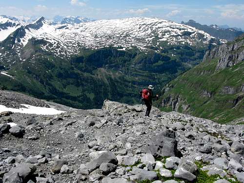 Descent from Vrenelisgärtli