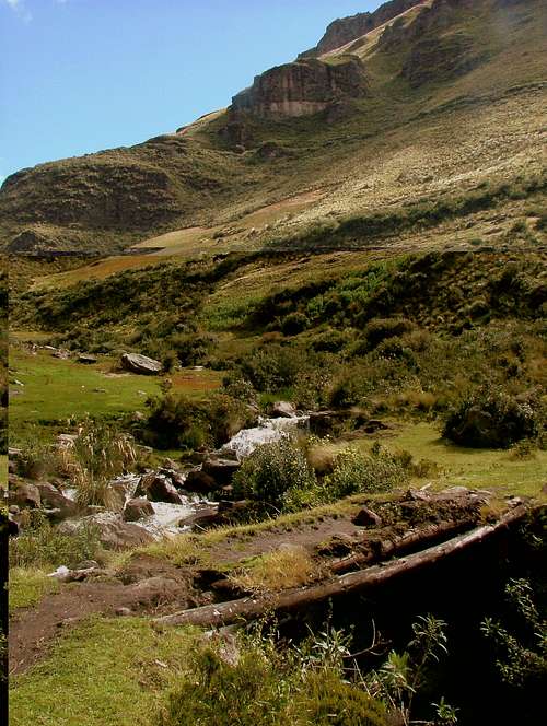 Rio Cuadrul bridge. Inca Trail, Ecuador.