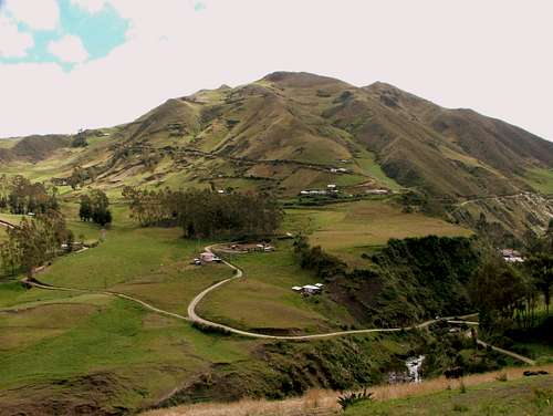 Road to Ingapirca. Inca Trail, Ecuador