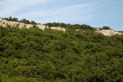 Baume la Roche cliff