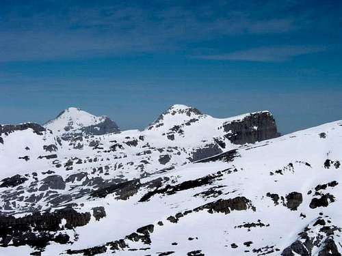 The peaks of Anie (2507m) and...
