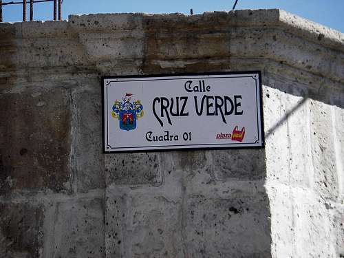 Cruz Verde Street
