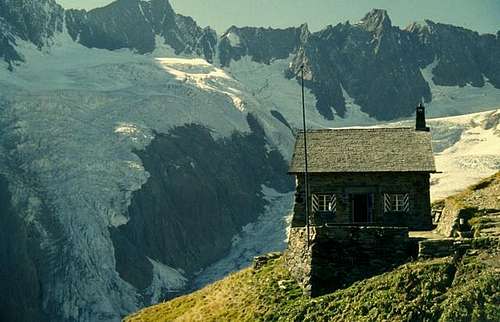 Sustenhorn: Kehlenalp hut