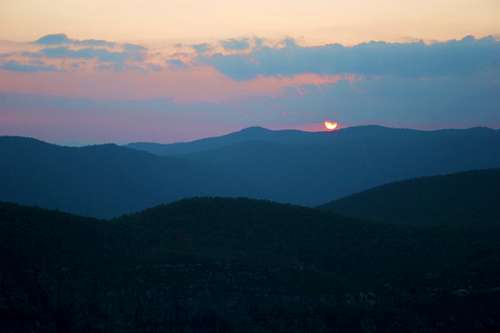Another great day ends at Linville Gorge